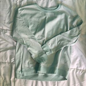 Women's American Eagle sweatshirt